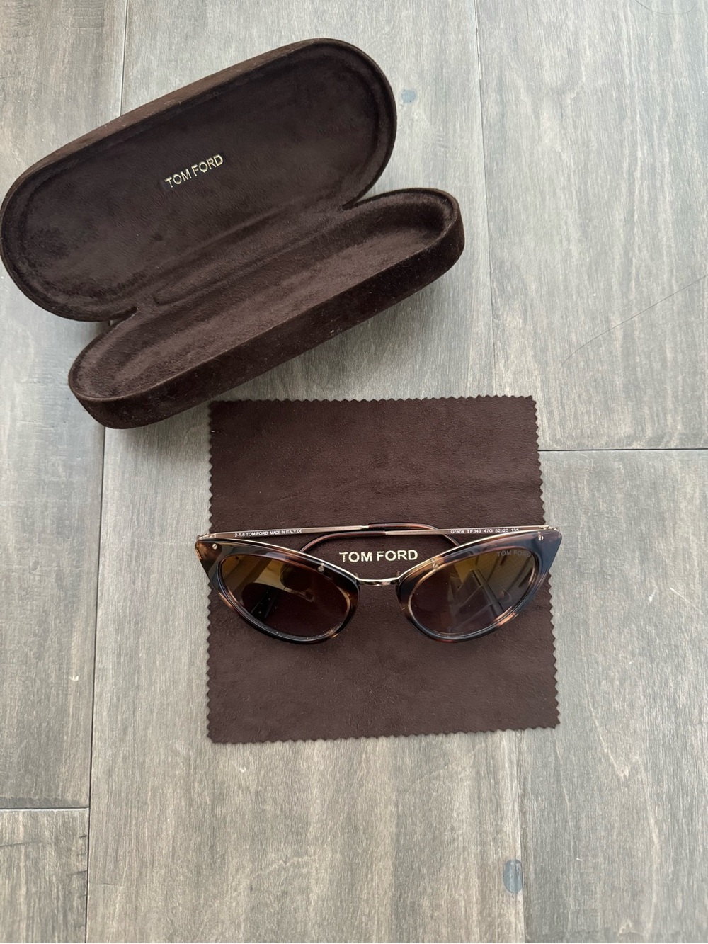 Tom Ford Women's Brown Tortoiseshell Cat-Eye Sunglasses with Dark Lenses